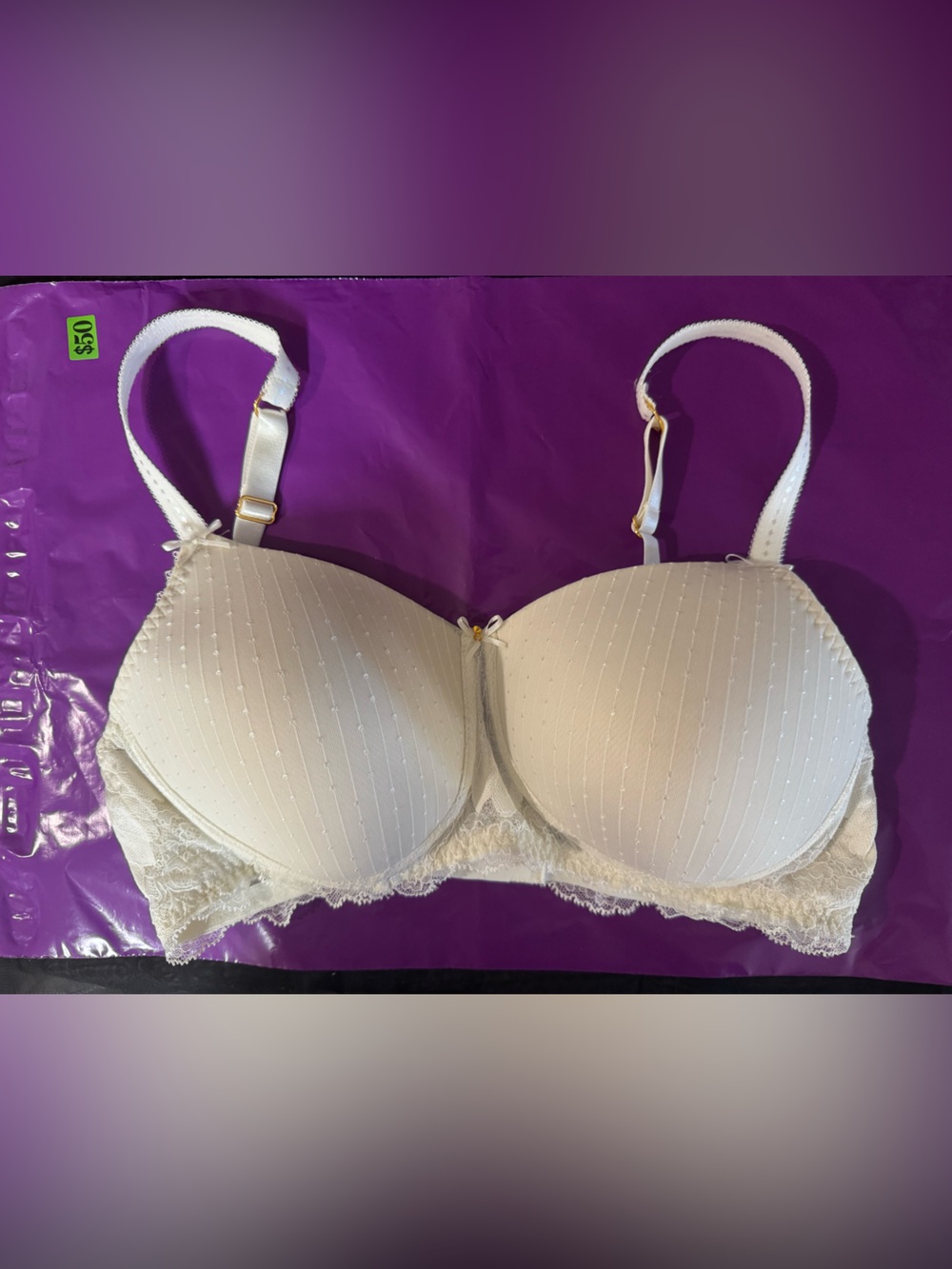 Amoena Aurelie Moulded Cups Pocketed Bra with Lace-Trim Bra - Designed in France